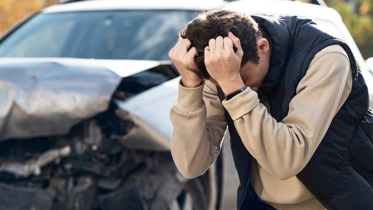 a car with faulty brakes can lead to an accident with serious car damage